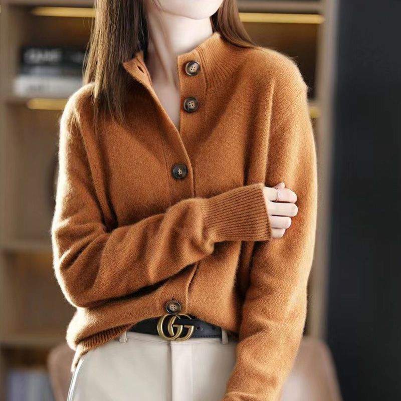 Cashmere Cardigan – Luxurious & Soft Cashmere Cardigan for Timeless Elegance